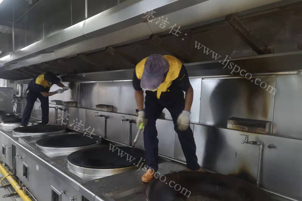 深圳油烟机清洗公司协助网红餐厅清洗油烟机,通过消防部门检查! (图1) 深圳油烟机清洗公司协助网红餐厅清洗油烟机,通过消防部门检查! (图1)