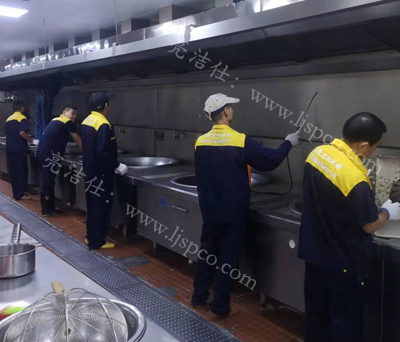 罗湖幼儿园食堂油烟机清洗准备迎接学员开学返校(图2) 罗湖幼儿园食堂油烟机清洗准备迎接学员开学返校(图2)